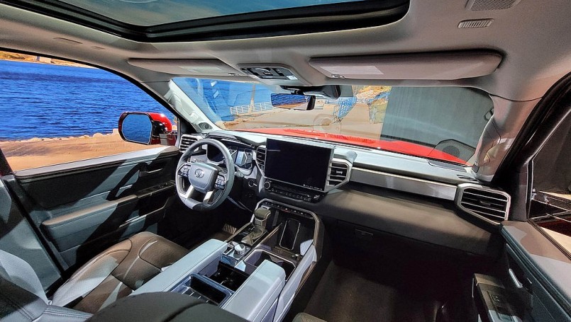 Bên trong nội thất của Toyota Tundra 2022