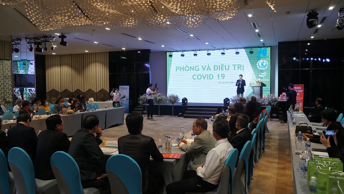 Trình bày tham luận về phòng ngừa và điều trị bệnh nhân Covid-19 tại hội thảo khoa học “Nam dược trị Nam nhân” do Hội Nam y Việt Nam tổ chức tại Đà Lạt từ 24-26.12.2021