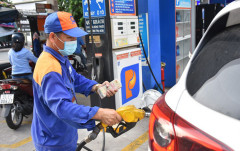 WB: Việt Nam nên trợ giá có mục tiêu tạm thời cho các đối tượng sử dụng xăng dầu