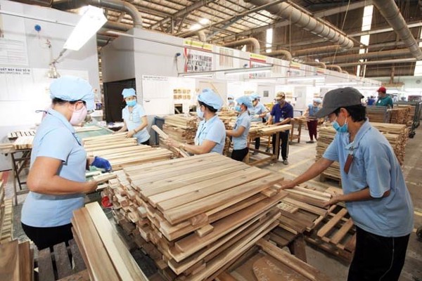 Cục Phòng vệ thương mại khuyến nghị Hiệp hội và các doanh nghiệp sản xuất, xuất khẩu sản phẩm tủ gỗ tiếp tục rà soát các hoạt động xuất khẩu các sản phẩm bị điều tra sang Hoa Kỳ.