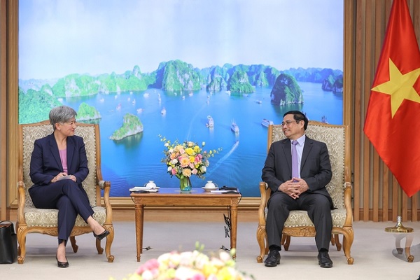 Thủ tướng Phạm Minh Chính hoan nghênh chuyến thăm Việt Nam đầu tiên của Bà Penny Wong trên cương vị Bộ trưởng Ngoại giao Australia -(Ảnh: VGP/Nhật Bắc)