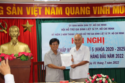 Hội hỗ trợ gia đình liệt sĩ TP.Hồ Chí Minh trao tặng 14 căn nhà tình nghĩa