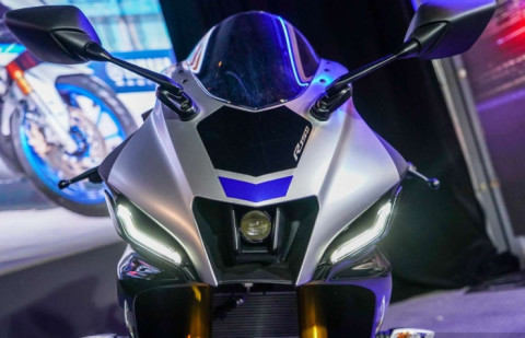 Yamaha R15M 2022 ra mắt thị trường Đông Nam Á với nhiều trang bị hiện đại