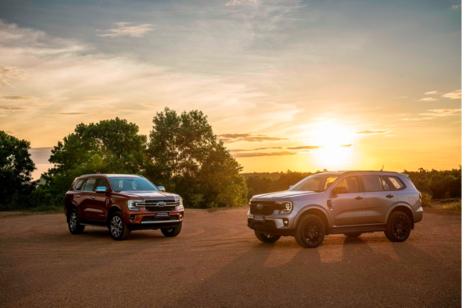 The new generation of the Ford Everest hit the market in Vietnam