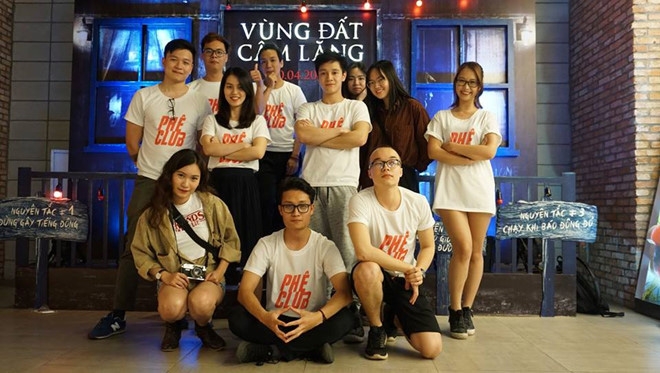 Lê Đắc Giang và đội ngũ của kênh YouTube Phê Phim