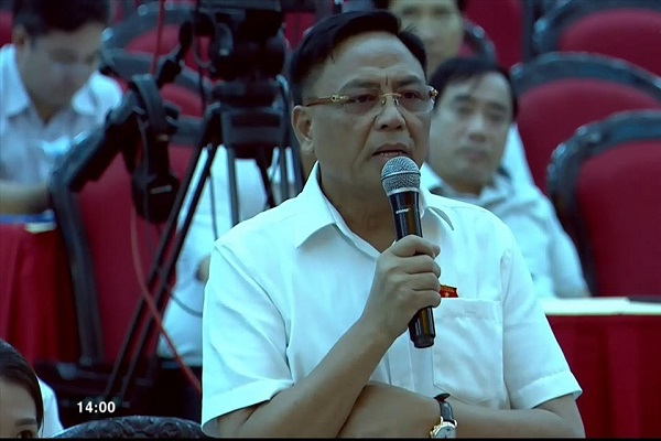 Ông Cao Tiến Đoan,  chủ tịch Hiệp hội Doanh nghiệp tỉnh Thanh Hoá phát biểu tại kỳ họp HĐND
