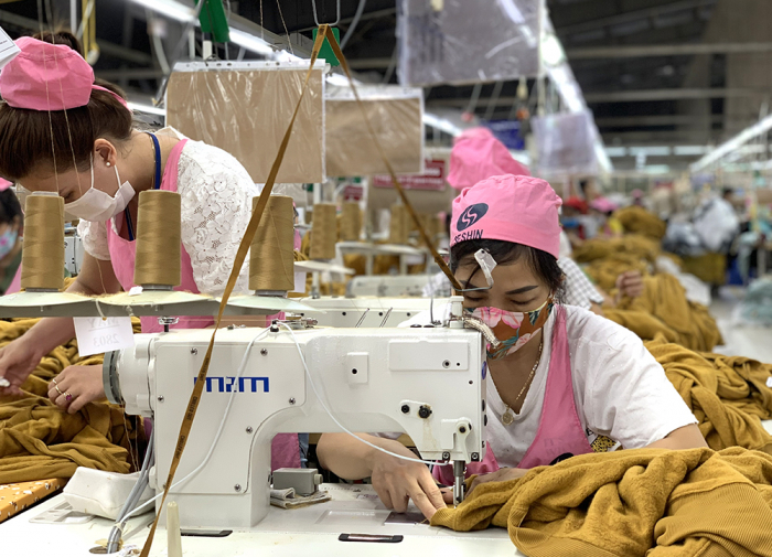 Sản xuất sản phẩm may mặc tại Công ty TNHH Seshin Việt Nam tại Phú Thọ