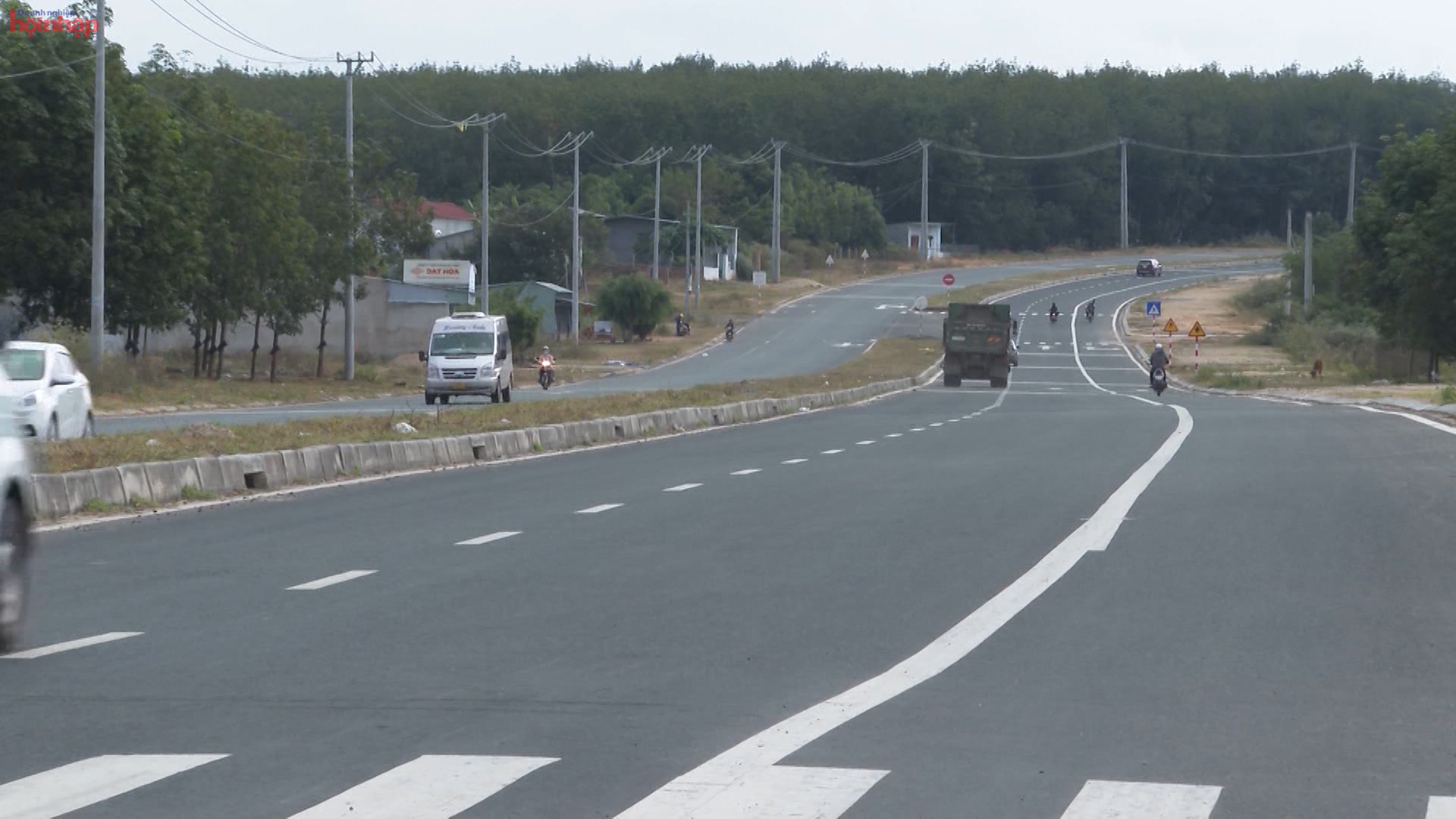 Highway 24 is over 168 km long (68 km through Quang Ngai, 100 km Kon Tum) and is a particularly important traffic route.