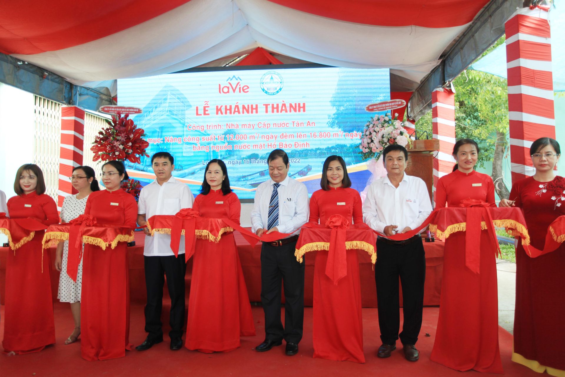 Lễ khánh thành hệ thống nâng cấp năng suất xử lý nước bằng nguồn nước mặt hồ Bảo Định Lễ khánh thành hệ thống nâng cấp năng suất xử lý nước bằng nguồn nước mặt hồ Bảo Định