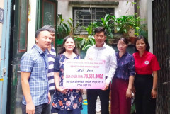 Kỷ niệm 75 năm Ngày Thương binh - Liệt sỹ: Đảng bộ Khối Doanh nghiệp quận Thanh Xuân, Hà Nội thực hiện tốt công tác đền ơn đáp nghĩa