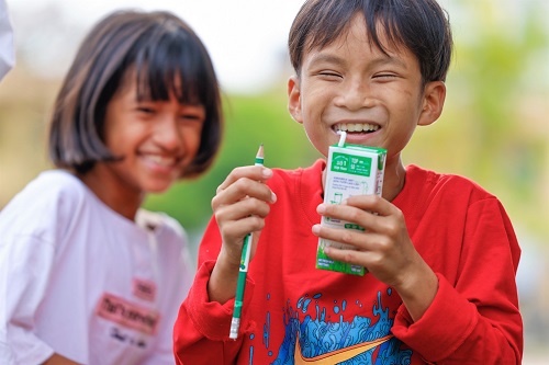 Growing Up Vietnam Milk Fund has helped around 500,000 children in shelters and social protection facilities for 15 years.