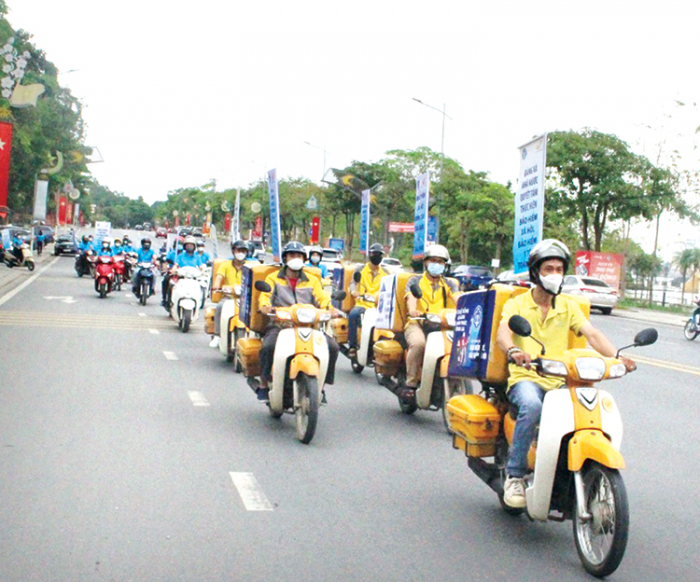 BHXH tỉnh Phú Thọ thường xuyên tuyên truyền lưu động về ý nghĩa, lợi ích của BHXH tự nguyện