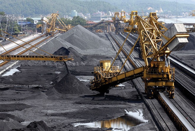 By 2045, a completely competitive coal market will be in operation.