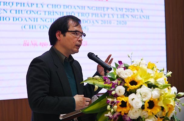 Phó Chủ tịch Thường trực kiêm Tổng thư ký VINASME, TS.Tô Hoài Nam phát biểu tại Hội nghị.