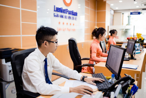 LienVietPostBank's profit before tax in the second quarter was almost twice that of the previous year