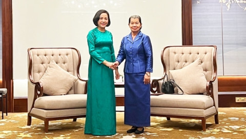 Hội Hữu nghị Việt Nam - Campuchia thăm chính thức Vương quốc Campuchia