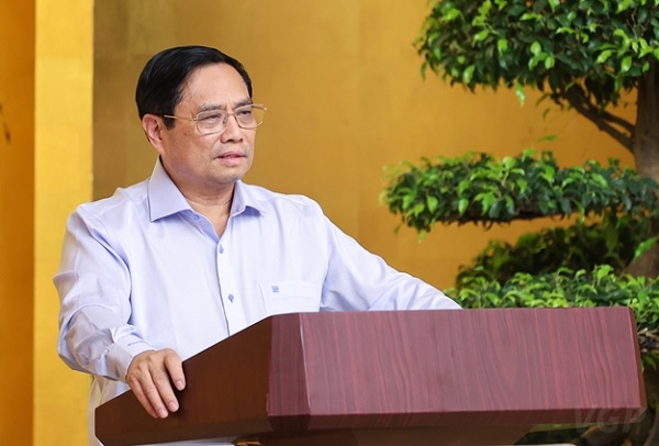 Prime Minister Pham Minh Chinh noted that despite the socioeconomic situation's successes and outcomes, there are still several deficiencies, restrictions, problems, and obstacles.