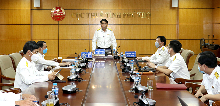 Cục Thuế tỉnh Phú Thọ họp bàn triển khai các nhiệm vụ trọng tâm trong triển khai hóa đơn điện tử.