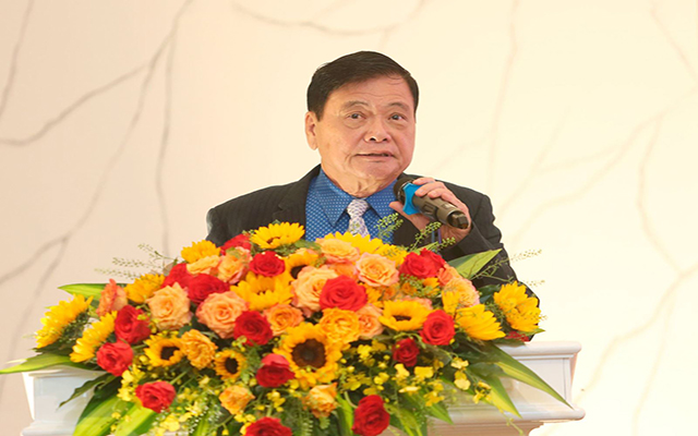 Ông Nguyễn Công Khế - Chủ tịch  Tập đoàn Truyền thông Thanh Niên phát biểu chia sẻ thông tin về giải đấu