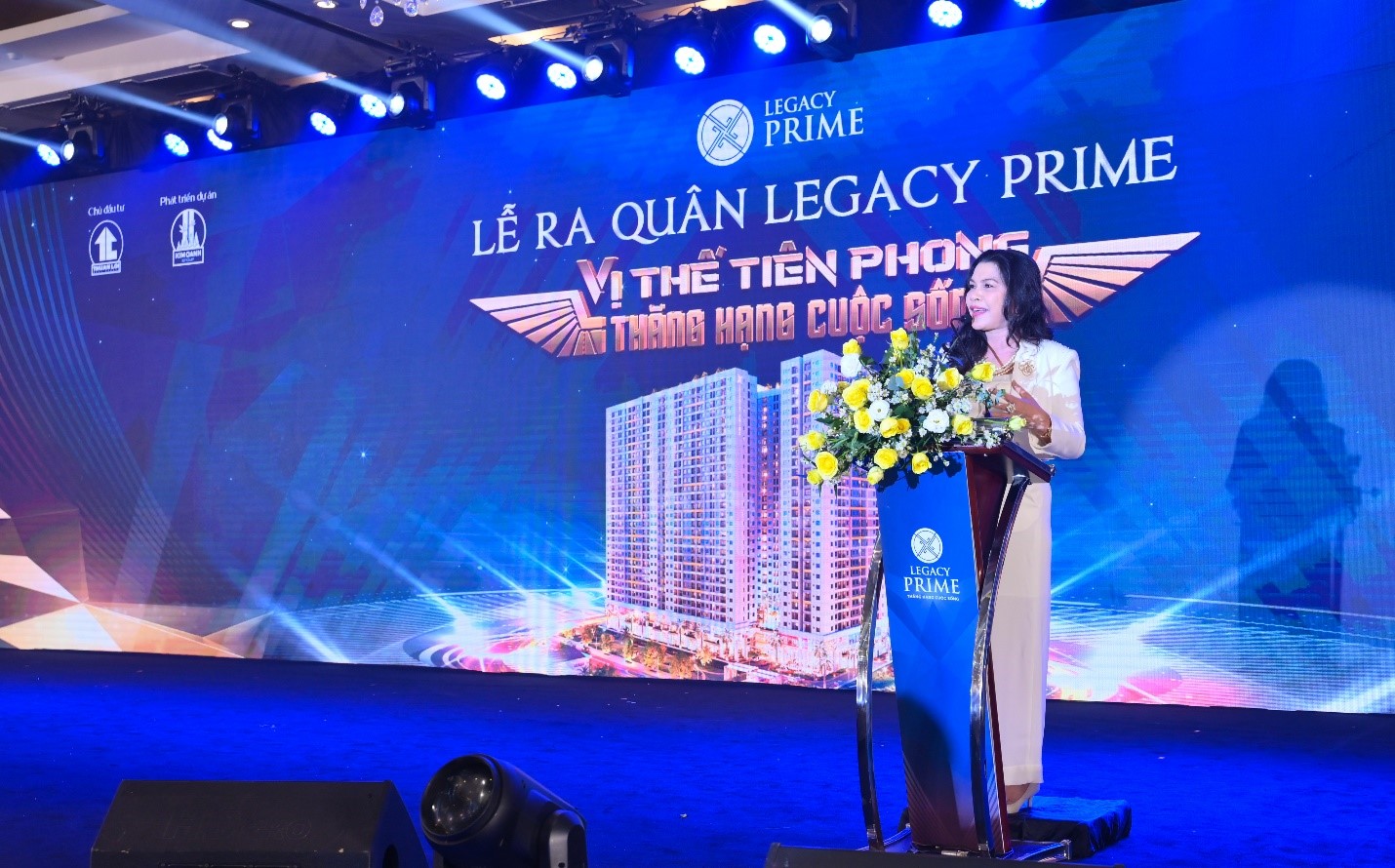 Bà Đặng Thị Kim Oanh – Chủ tịch HĐQT, Tổng Giám đốc Kim Oanh Group phát biểu trong buổi lễ