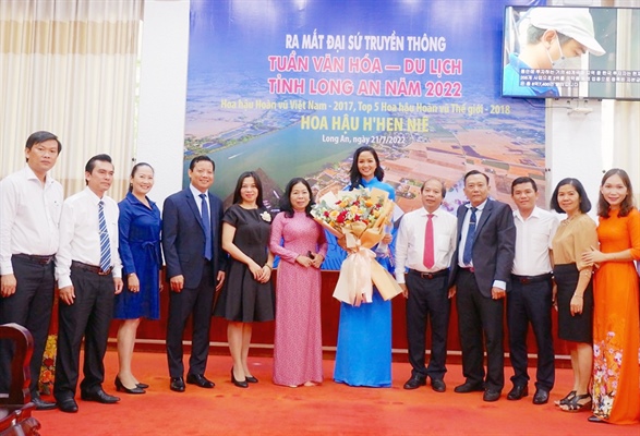 Hoa hậu H’hen Niê - Đại sứ Truyền thông Tuần Văn hóa – Du lịch tỉnh Long An năm 2022
