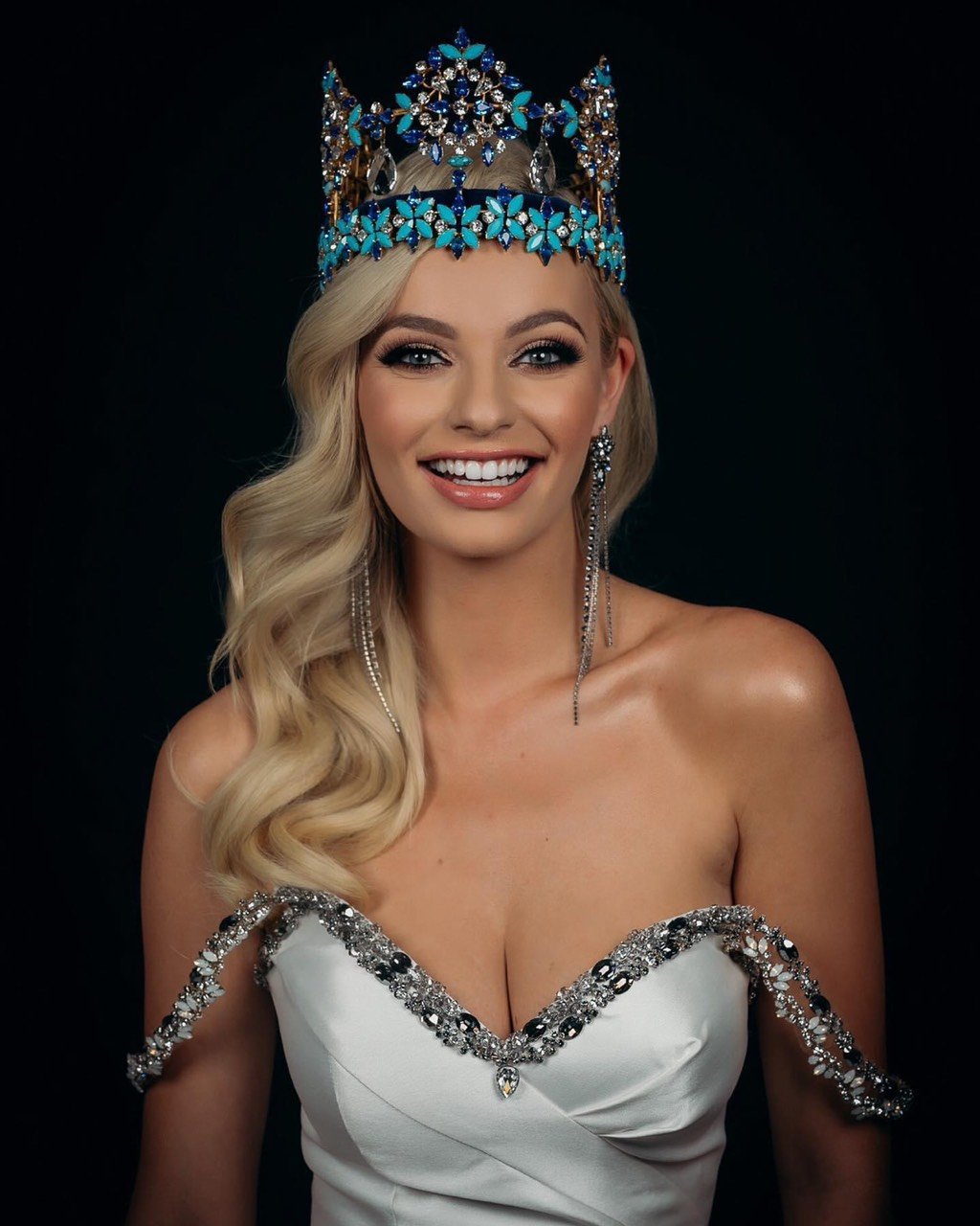 The reigning Miss World Karolina Bielawska.