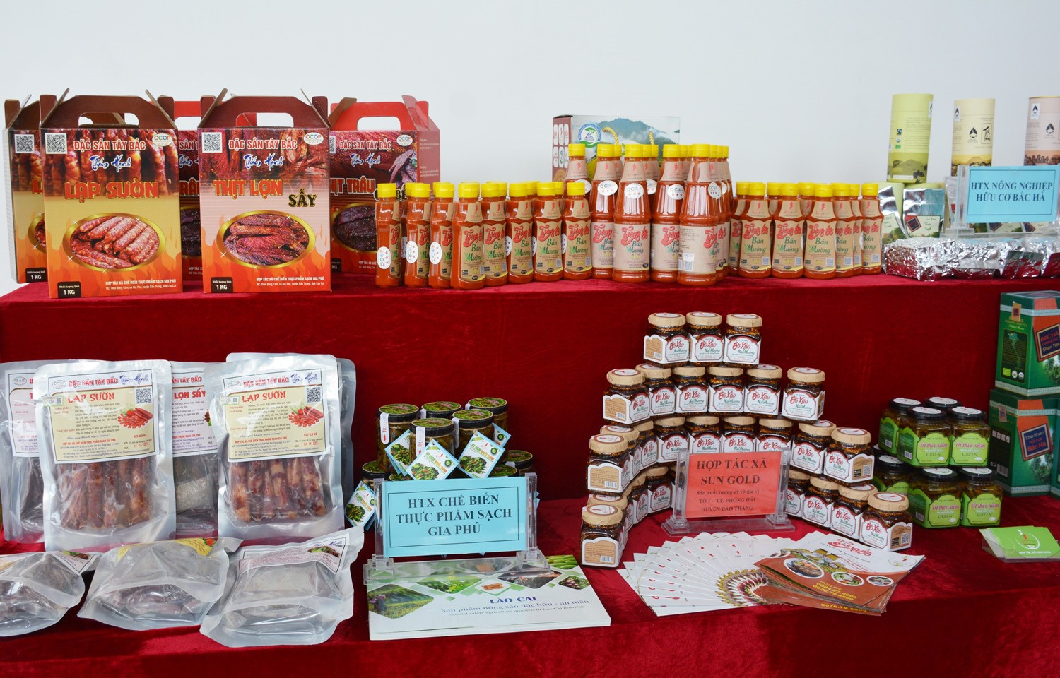 Cooperative products are launched and showcased at provincial events.