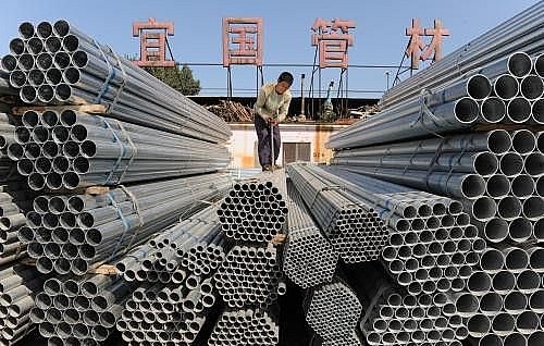 By the end of July, Vietnam had a trade deficit of nearly 2 million tons of iron.