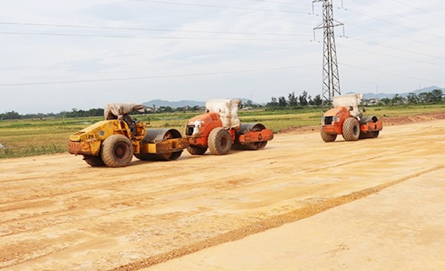 Nghe An N5 Road Project, Section 1 of construction and levelling