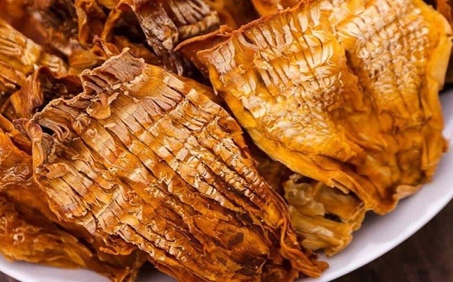 Dried bamboo shoots from the Northwest. (Image: documentary)