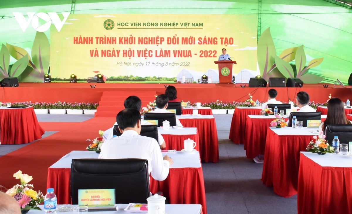 Prime Minister Pham Minh Chinh attended the Vietnam Academy of Agriculture's event 