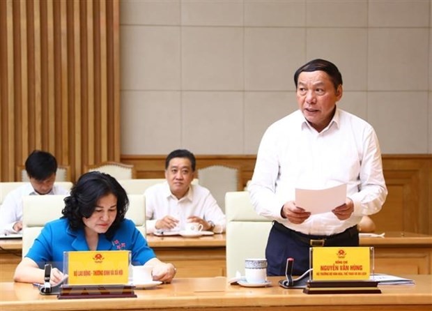 Nguyen Van Hung, Minister of Culture, Sports, and Tourism, underlined the importance of resolving immigration and stay concerns for international visitors visiting Vietnam. - VNA / VNS photo.