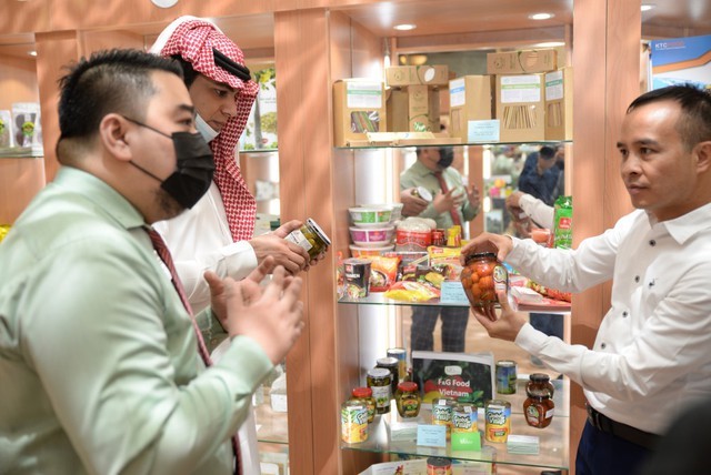 The Vietnam Trade Office in Saudi Arabia has a showroom with goods from Vietnam. (Photo: Saudi Arabia Trade Office).