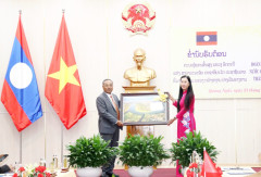 Lãnh đạo tỉnh Quảng Ngãi tiếp và làm việc với đoàn đại biểu tỉnh Attapeu (Lào)