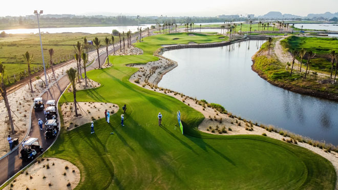 Những sân Golf thực sự đã và đang nâng tầm cho các khu resort nghỉ dưỡng, kích thích du khác ở lâu hơn, chi nhiều tiền hơn cho các khu du lịch và dịch vụ đi kèm sân Golf
