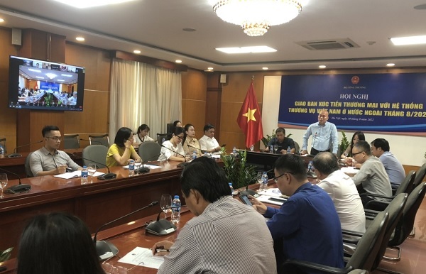 Ông Vũ Bá Phú - Cục trưởng Cục Xúc tiến thương mại (Bộ Công Thương) phát biểu tại Hội nghị tháng 8/2022