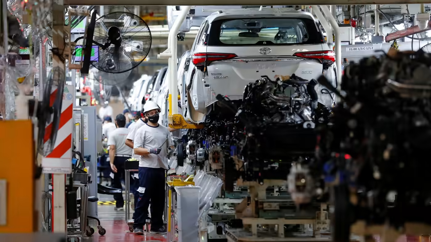 Một nhà máy Toyota Motor ở Zarate, Argentina. Thép được cho là chiếm khoảng 50% chi phí vật liệu của một chiếc ô tô. © Reuters