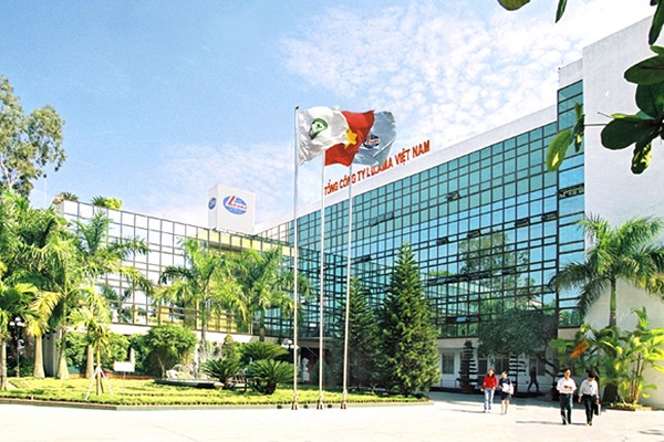 Tổng công ty Lắp máy Việt Nam -CTCP (LILAMA) là một doanh nghiệp được thành lập từ năm 1960. Kể từ khi thành lập đến nay, LILAMA đã tham gia chế tạo và lắp đặt hàng nghìn công trình quan trọng thuộc các lĩnh vực năng lượng, xi măng, hóa chất, lọc hóa dầu…trong và ngoài nước (Ảnh: LILAMA)
