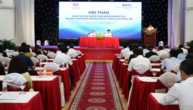 The People's Committee of Nghe An province recently organized a workshop to review Nghe An province's PCI index in 2021 and develop methods to enhance the PCI index in the future.