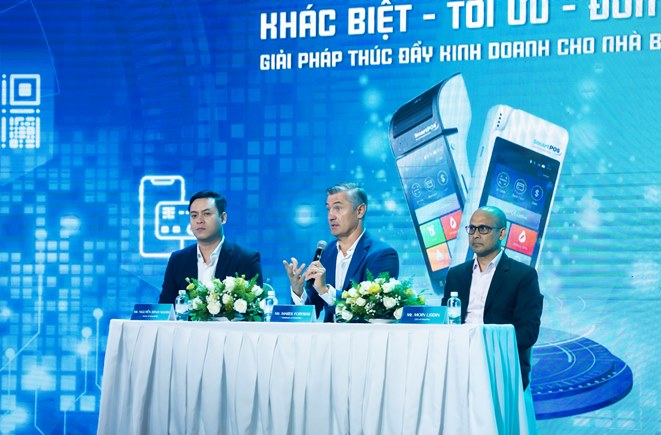 SmartPay đang là đối tác hàng đầu trong lĩnh vực tài chính của ngân hàng  VPBank, FE Credit, Kasikorn Bank, MasterCard, VISA, NAPAS, Sacombank… cùng nhiều đơn vị kinh doanh và nhà bán hàng liên kết.