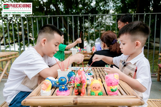 Photo: The children excitedly participated in the 2022 Full Moon Festival.