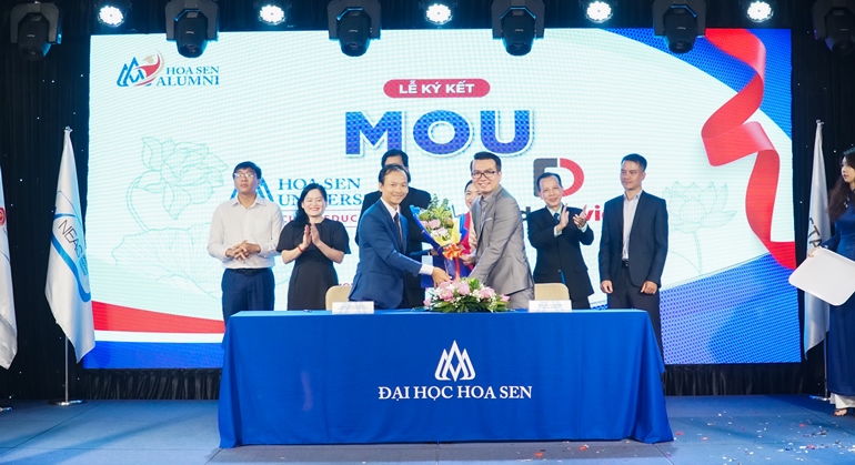 HSU ký kết hợp tác với Công ty Di động Việt
