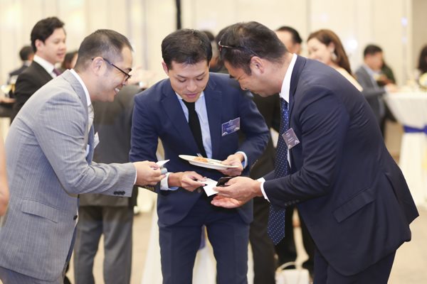 đại diện các doanh nghiệp Nhật Bản và Việt Nam gặp gỡ khi là khách mời dự sự kiện kỷ niệm 8 năm hoạt động tại Việt Nam của RECOF được tổ chức vào năm ngoái, 2019. Ảnh mang tính chất minh họa, do RECOF cung cấp.