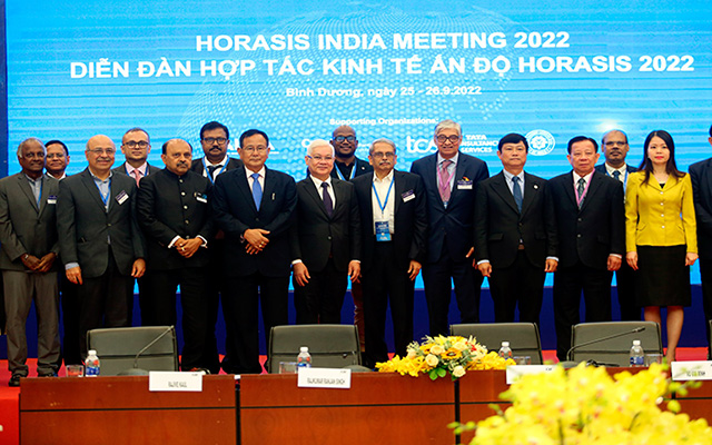 Lãnh đạo Sở, Ban ngành và doanh nghiệp Bình Dương cùng Lãnh đạo Liên đoàn công nghiệp Ấn Độ tại chương trình Lễ chào mừng Horasis Ấn Độ 2022