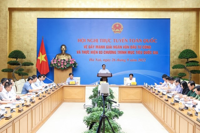 The National Online Conference on expediting the disbursement of public investment resources and implementing three national goal projects was presided over by Prime Minister Pham Minh Chinh.