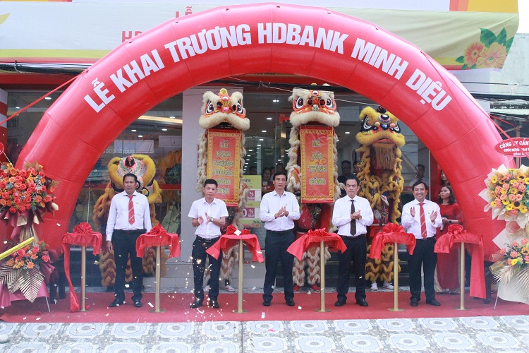 Ngày 27/09, HDBank Minh Diệu - Bạc Liêu chính thức khai trương tại 603 Quốc lộ 1A, TT Hòa Bình, huyện Hòa Bình, tỉnh Bạc Liêu.