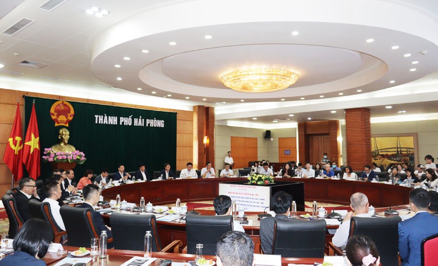 Chú thích ảnh: Ban Quản lý Khu kinh tế Hải Phòng làm việc và giới thiệu tiềm năng và môi trường đầu tư của thành phố với Hiệp hội các nhà sản xuất thiết bị điện, điện tử Đài Loan (Trung Quốc) – TEEMA ngày 28/9
