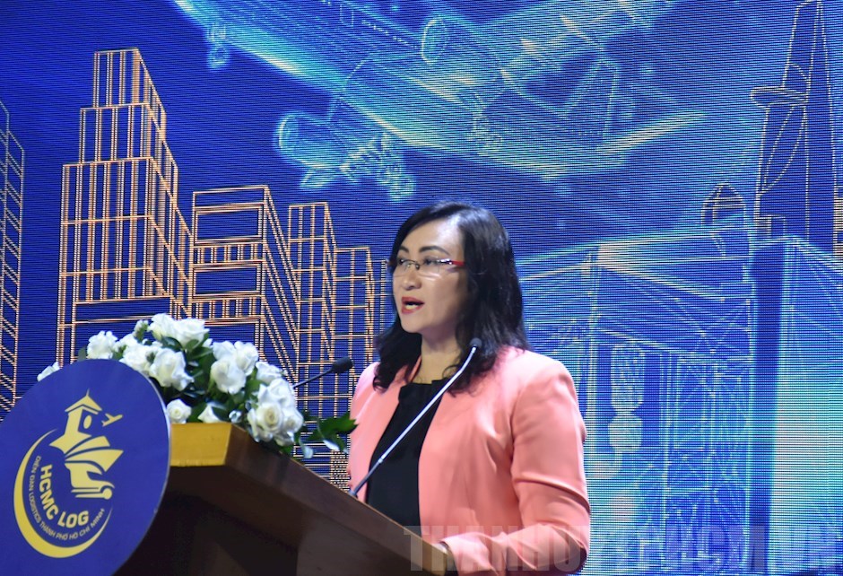 Phó Chủ tịch UBND TP Phan Thị Thắng phát biểu tại diễn đàn (ảnh: Đan Như)