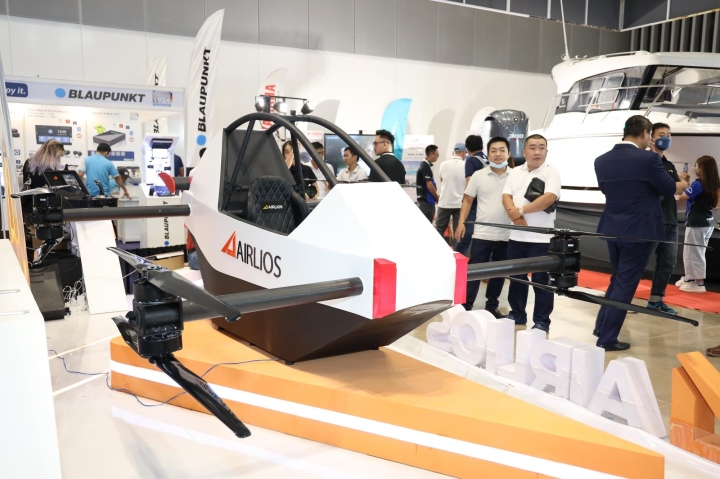 Mẫu môtô bay của Airlios được ra mắt tại Triển lãm Ô tô Việt Nam 2022