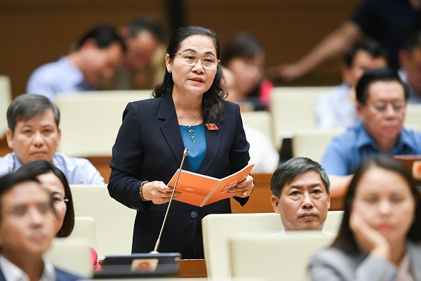 Đại biểu Nguyễn Thị Lệ - Đoàn ĐBQH Tp. Hồ Chí Minh: Đề nghị có biện pháp tăng nguồn cung nhà ở xã hội